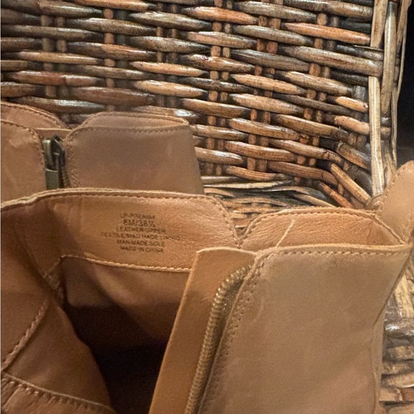 Lucky Brand Prenma Ankle Boot Women's Topanga Tan Leather
Bootie Size 8 - Picture 5 of 11